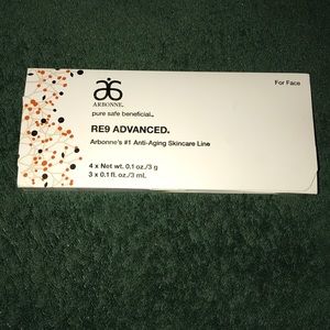 There is 7 samples in the package.